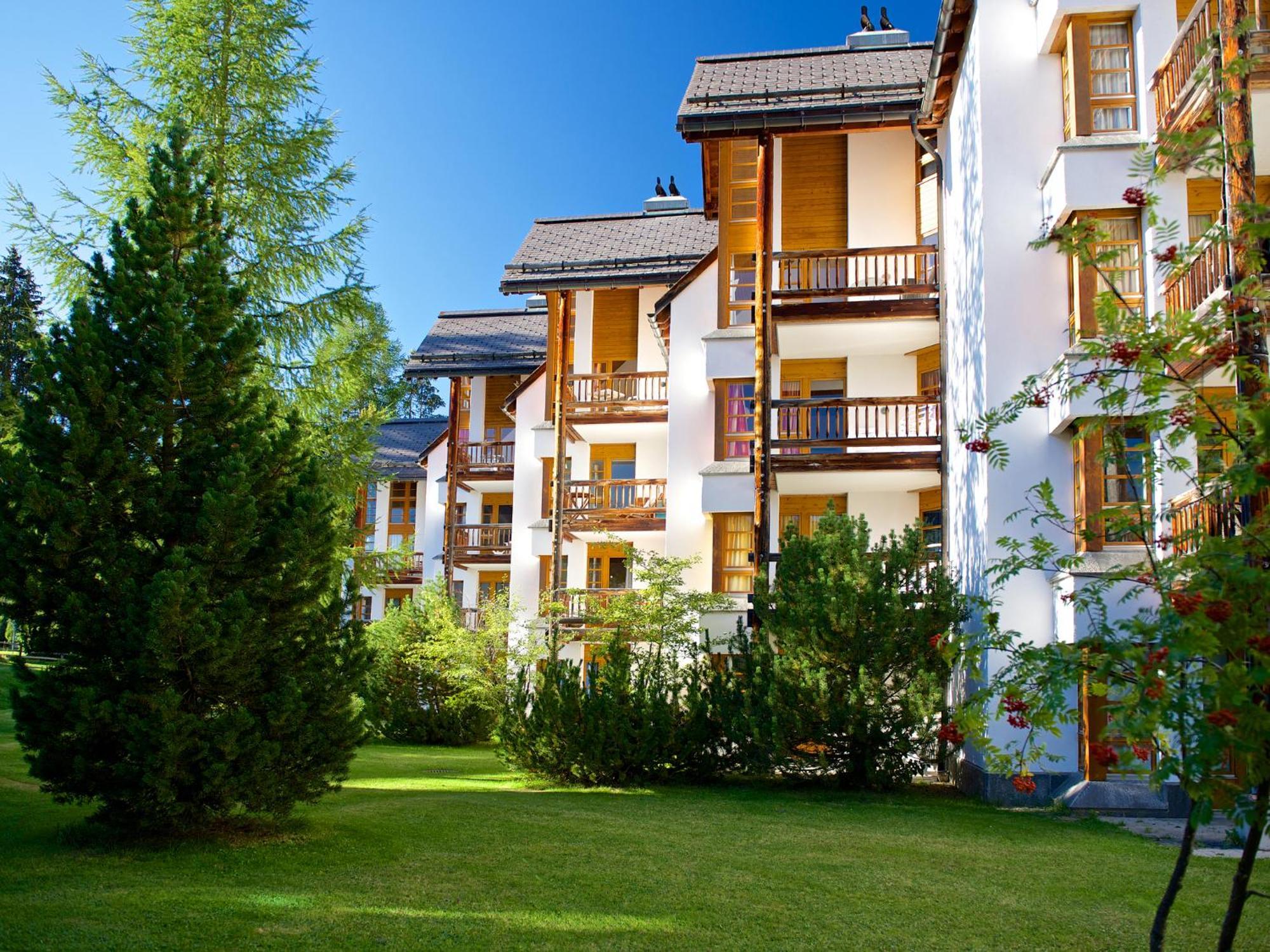 Schweizerhof Ferienwohnungen Lenzerheide 6 Bagian luar foto
