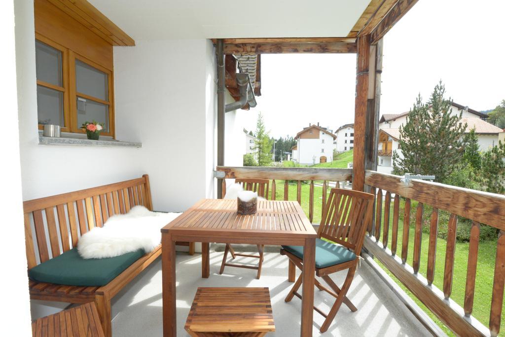 Schweizerhof Ferienwohnungen Lenzerheide 6 Ruang foto